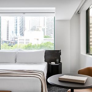 Lancemore Premium King Room – complimentary drinks during hosted hour WiFi